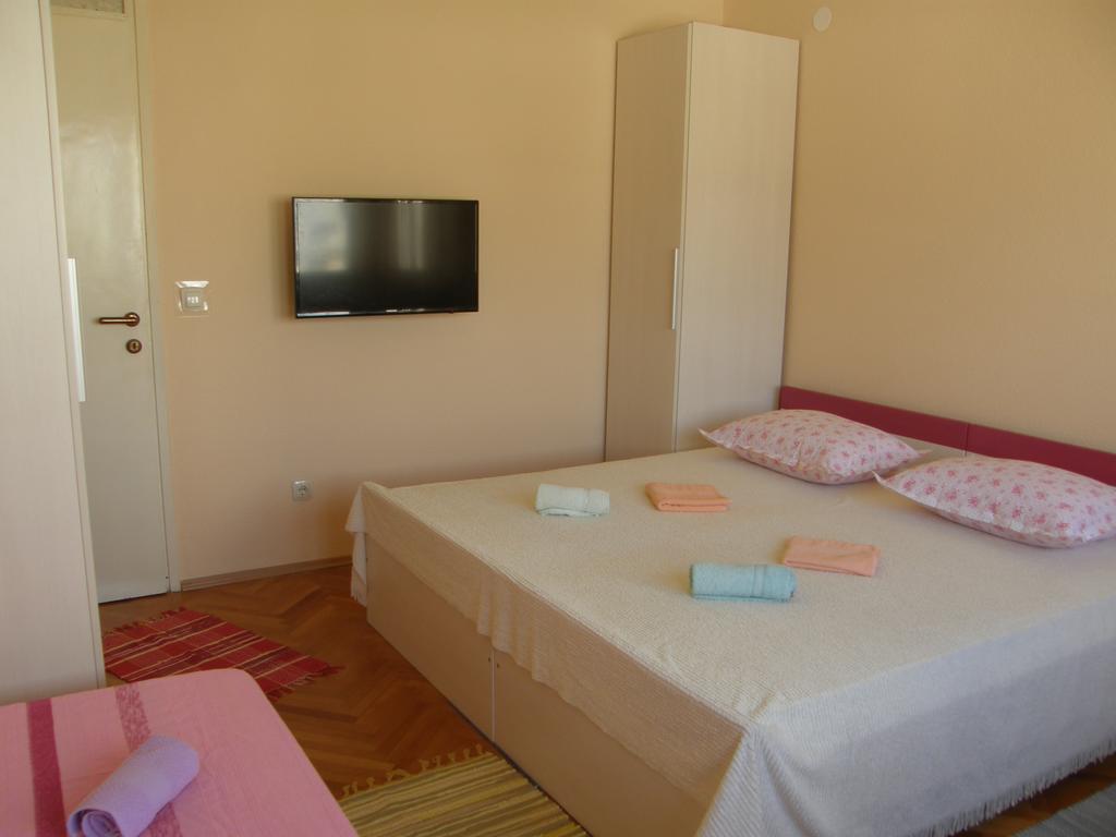 Neva Rooms Split Buitenkant foto